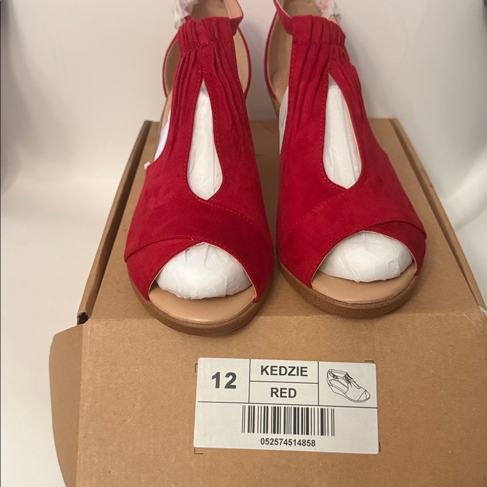 Journee Kedzie Red Open-Toe Sandals Comfort Sole Size 12 - Picture 9 of 9